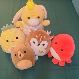 Bundle of larger Squishmallows